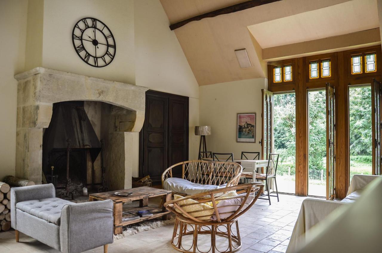 Chambre D'Hote De Charme Dans Maison Independante Bed & Breakfast Preaux  Exterior photo