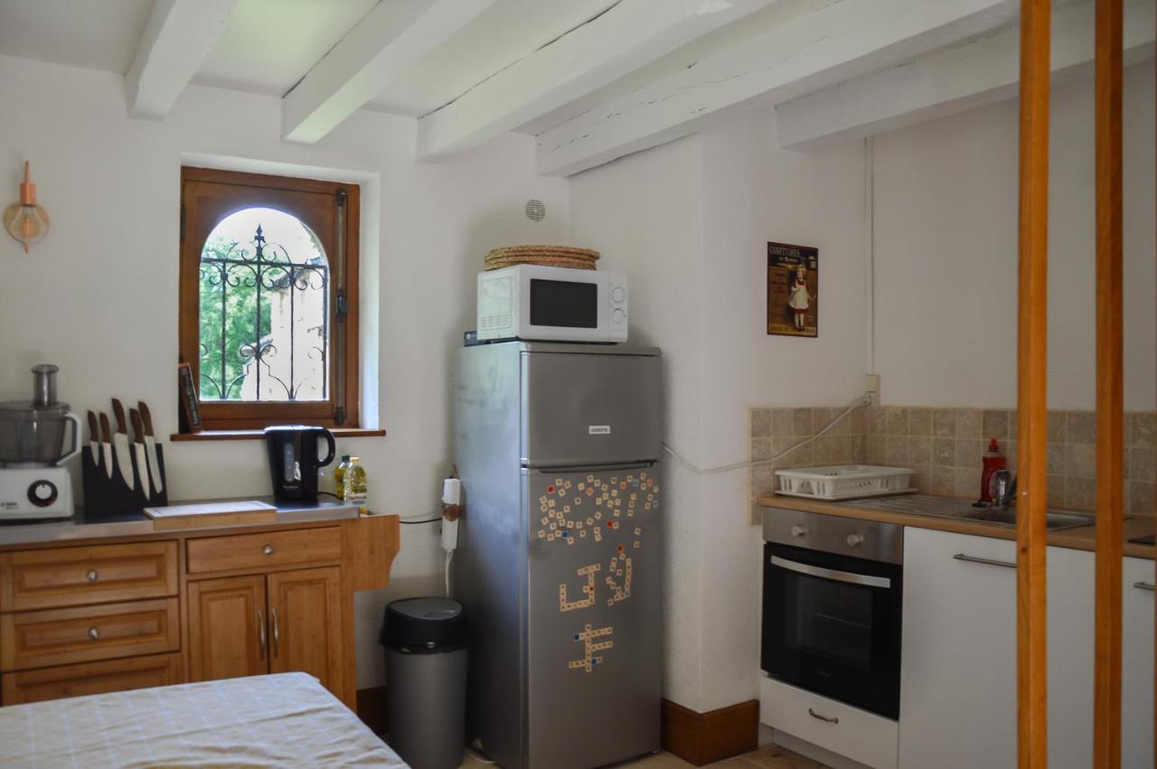 Chambre D'Hote De Charme Dans Maison Independante Bed & Breakfast Preaux  Exterior photo